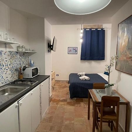 La Dimora Del Santo Apartment Naples Luaran gambar