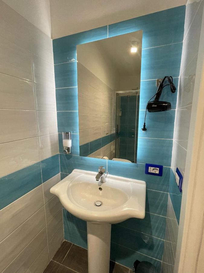 La Dimora Del Santo Apartment Naples Luaran gambar